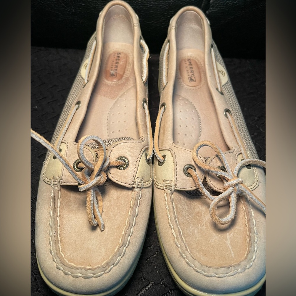 Sperry Women’s Tan Leather Moccasin Boat Shoes